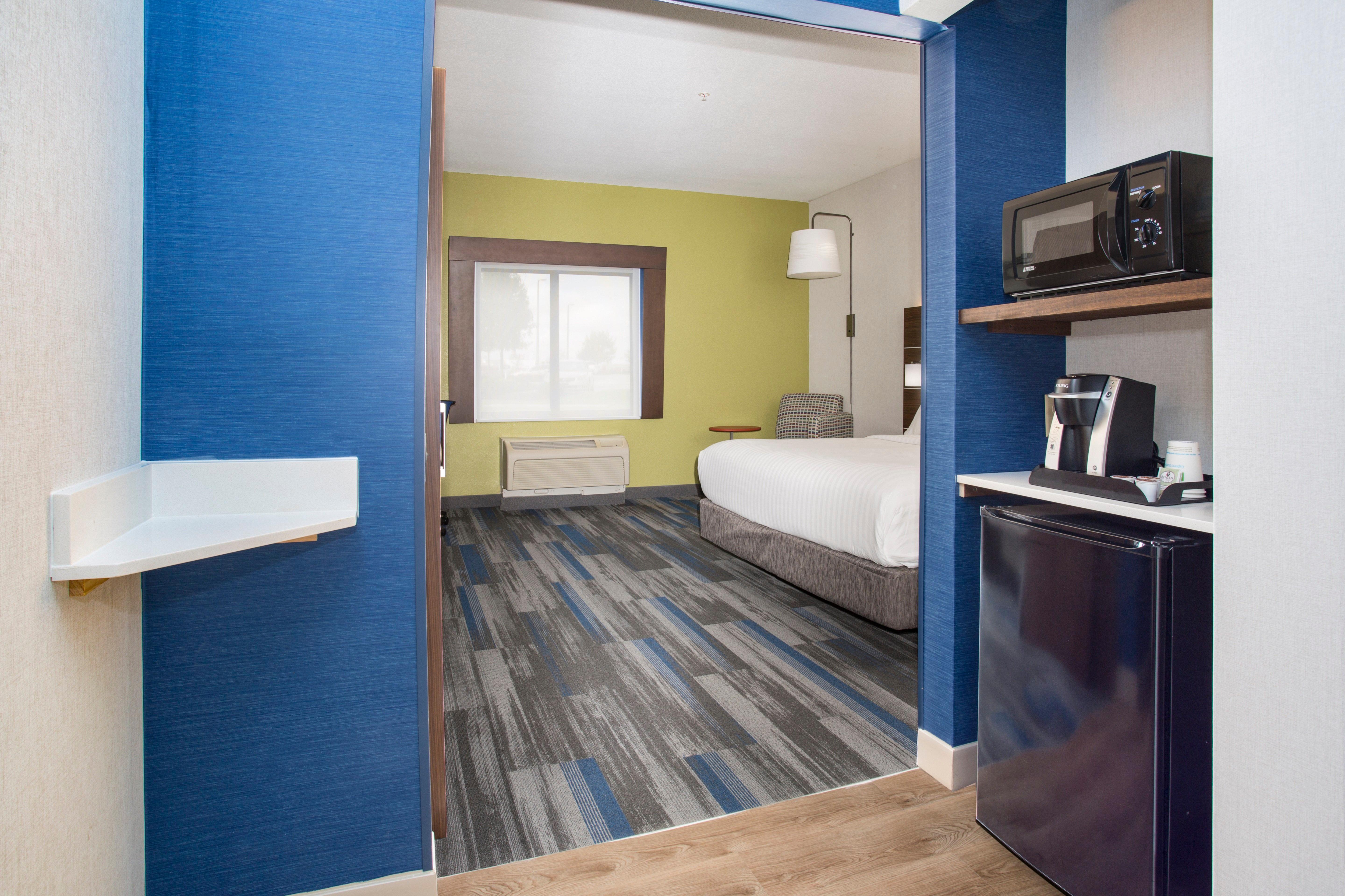 Holiday Inn Express Kansas City - At The Legends! By Ihg Bonner Springs Rom bilde